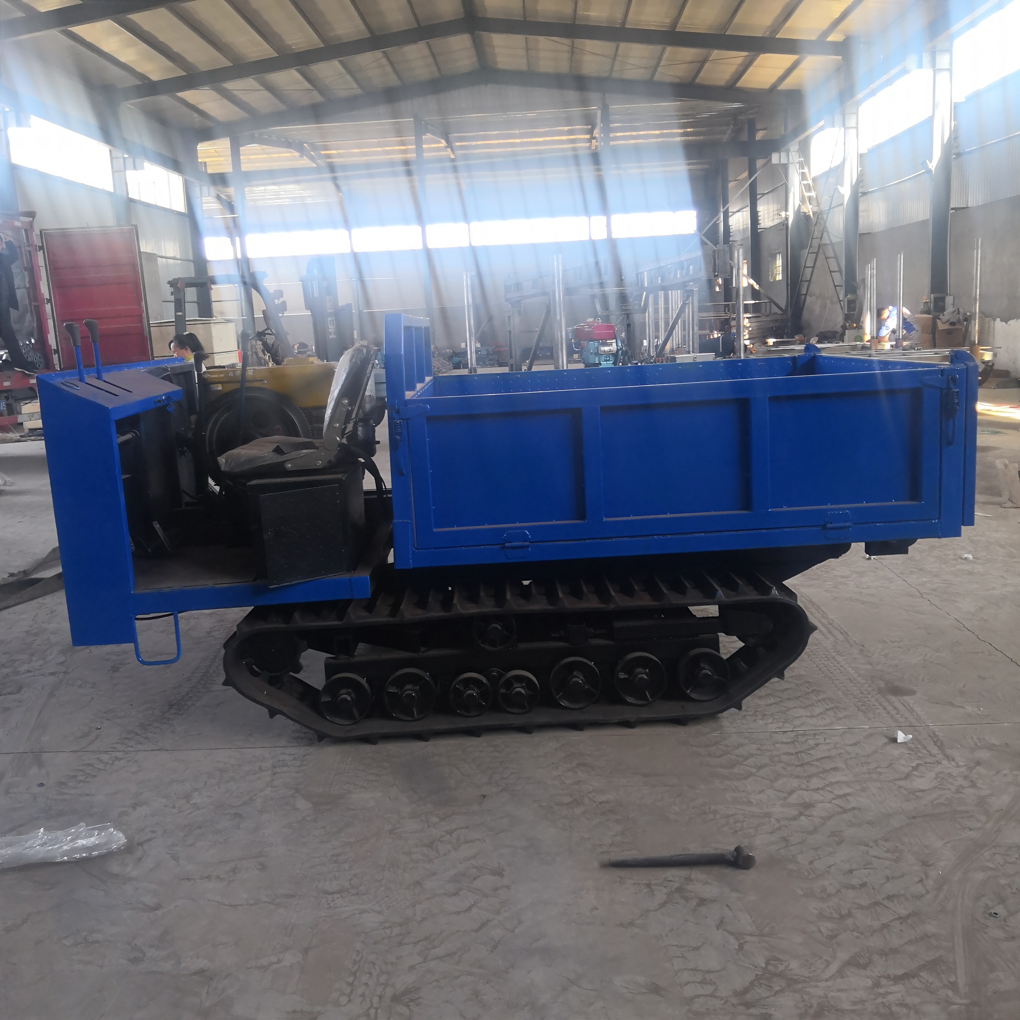 2 Ton Mini Rubber Track Transporter Dumper Truck Simple Operation