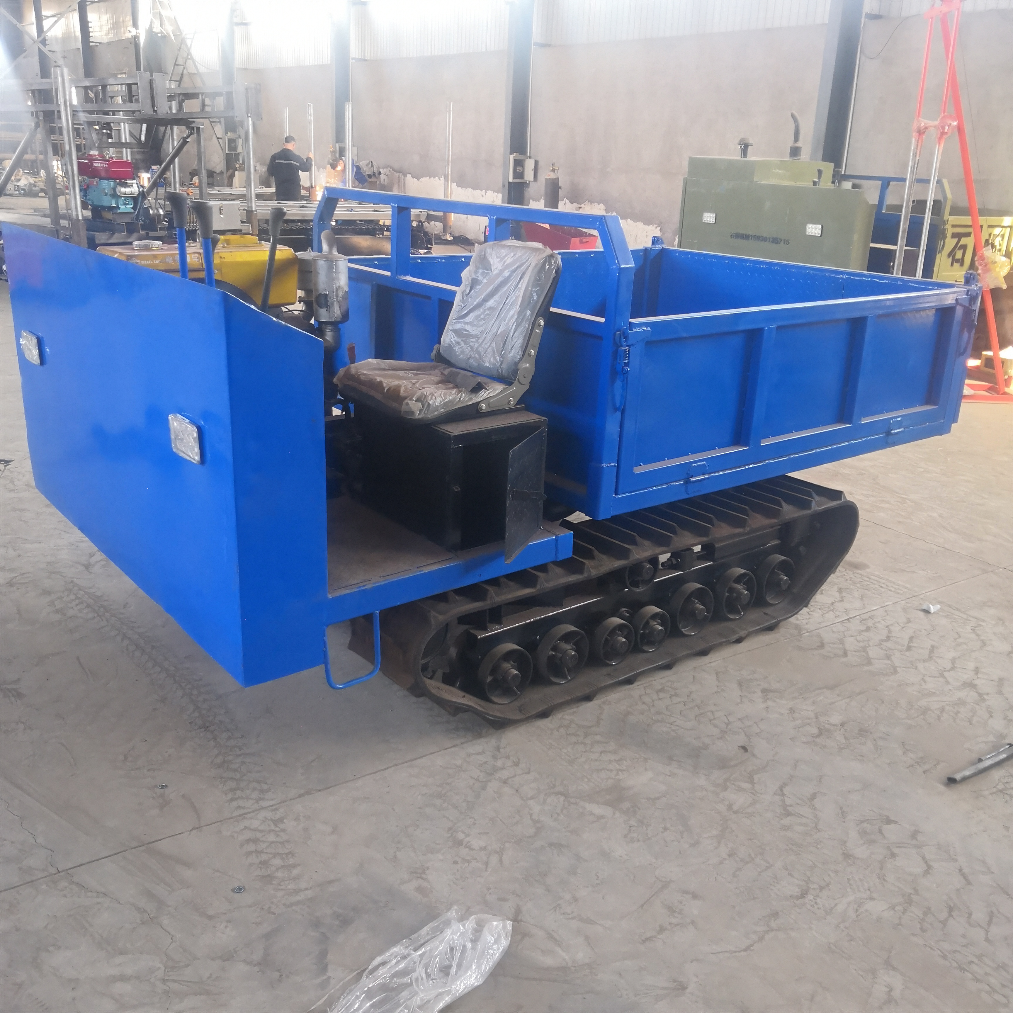 2 Ton Mini Rubber Track Transporter Dumper Truck Simple Operation