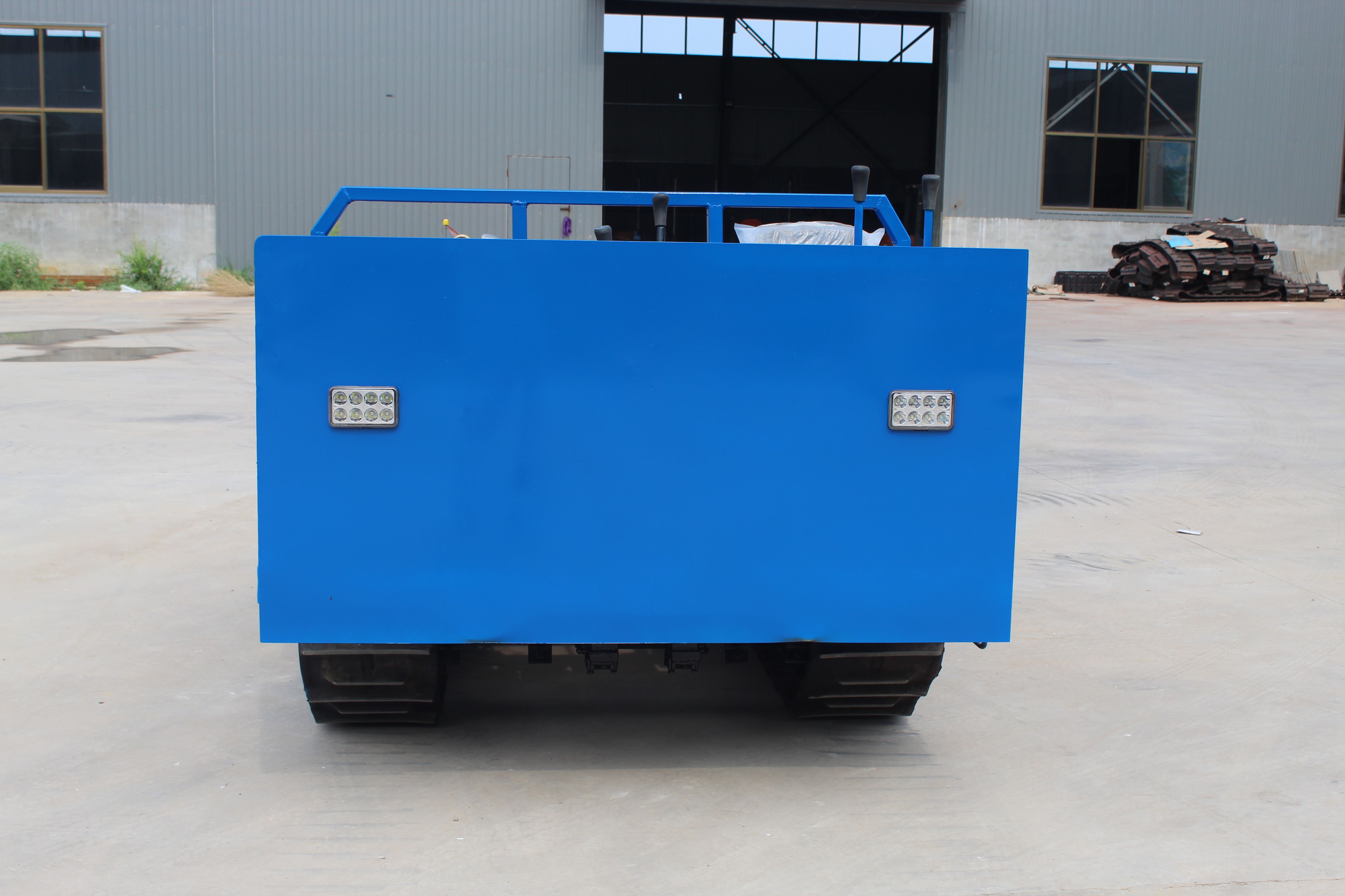 2 Ton Mini Rubber Track Transporter Dumper Truck Simple Operation